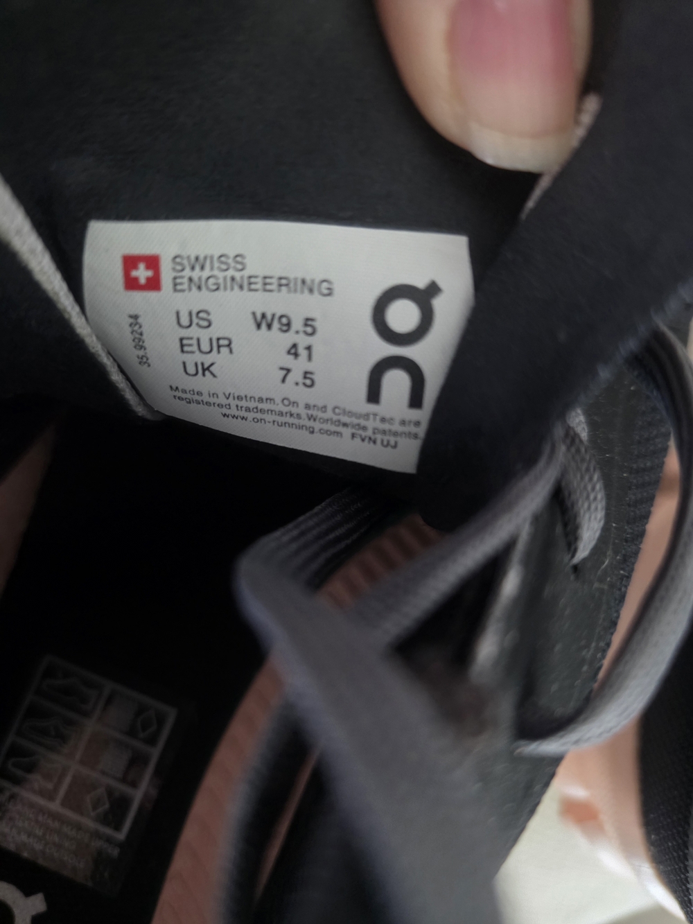 On Running Women's Black and Pink Running Shoes (W9.5)